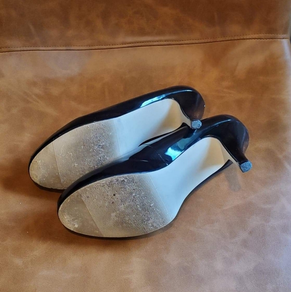 Madden Girl Black Heels - Picture 4 of 4